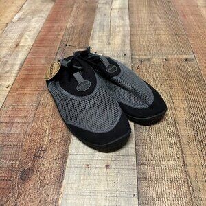 Rockin black and grey water shoes men's 7